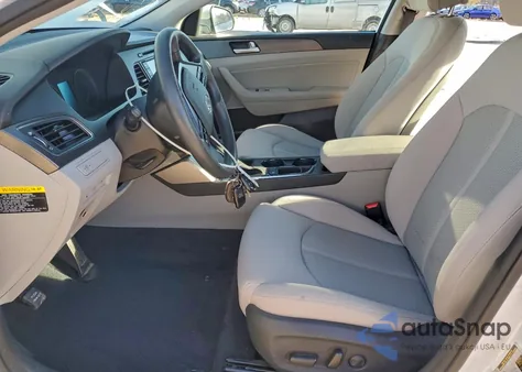 2015 Hyundai Sonata Sport z USA, uszkodzony, nr VIN 5NPE34AF6FH090600